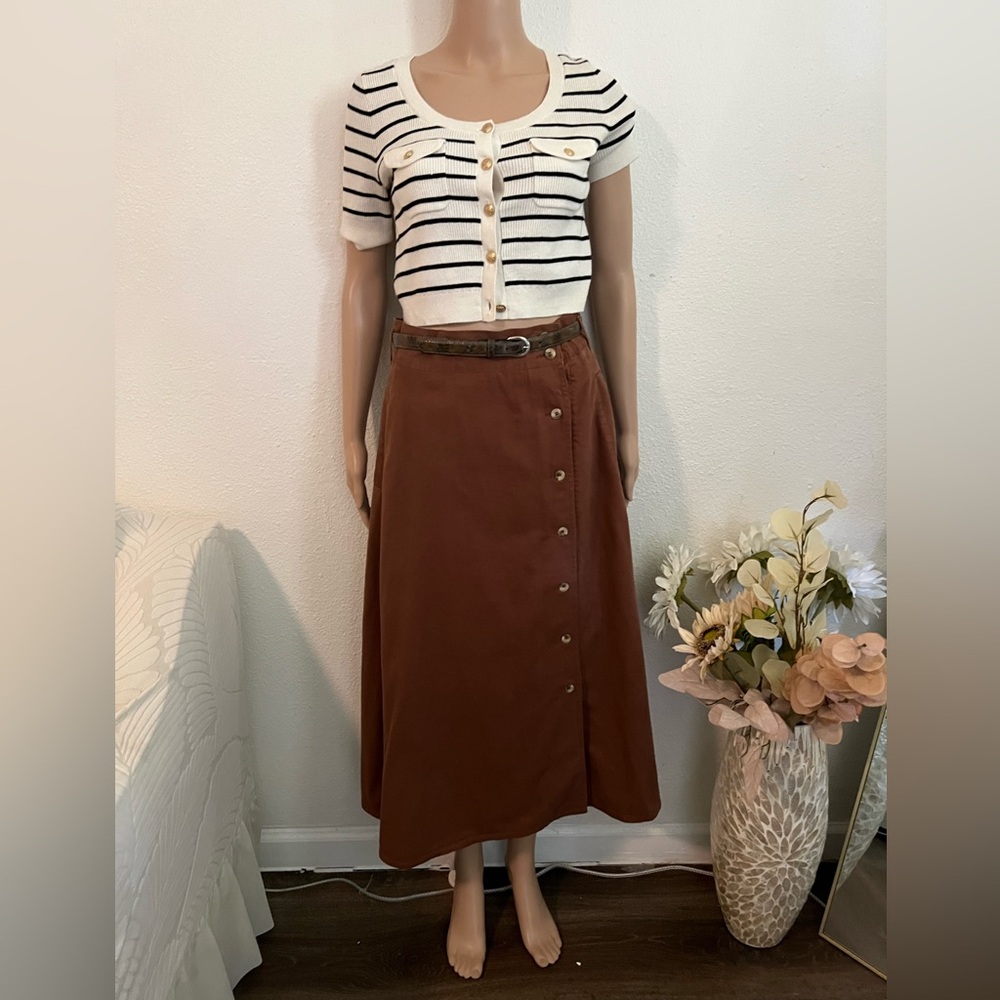 White Stag‎ Brown A-Line Button Skirt